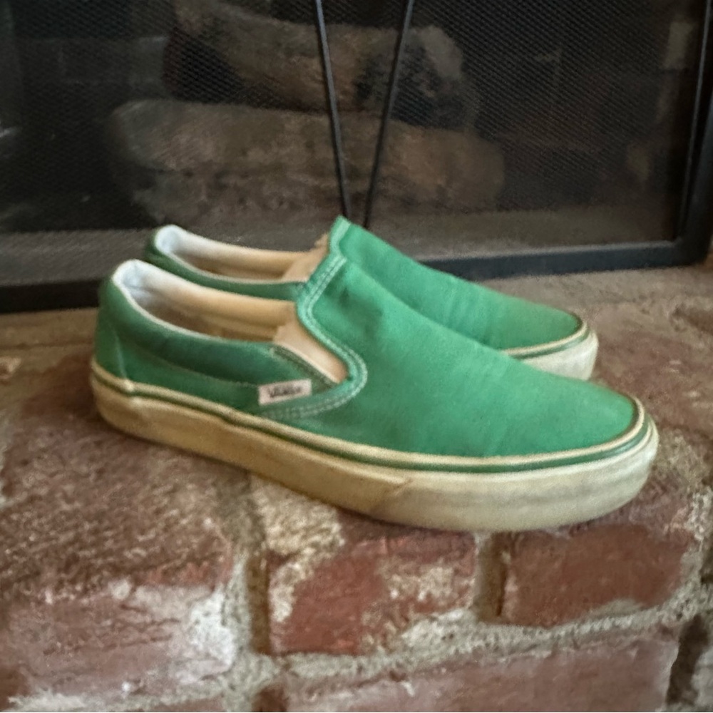 OLD SCHOOL Vans Green Slip-On Sneakers Sz 8.5